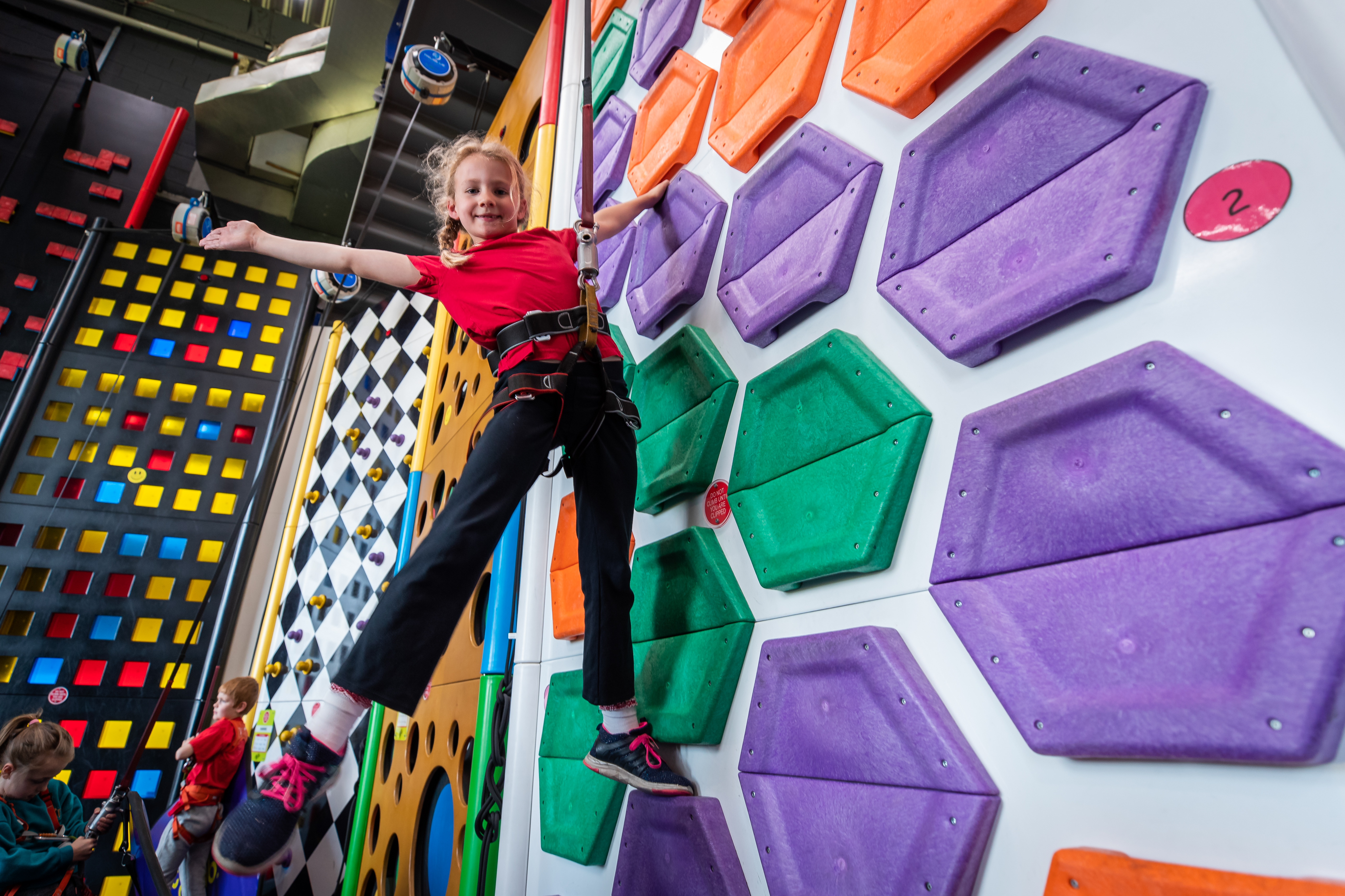 WELCOME TO CLIP 'N CLIMB Croydon